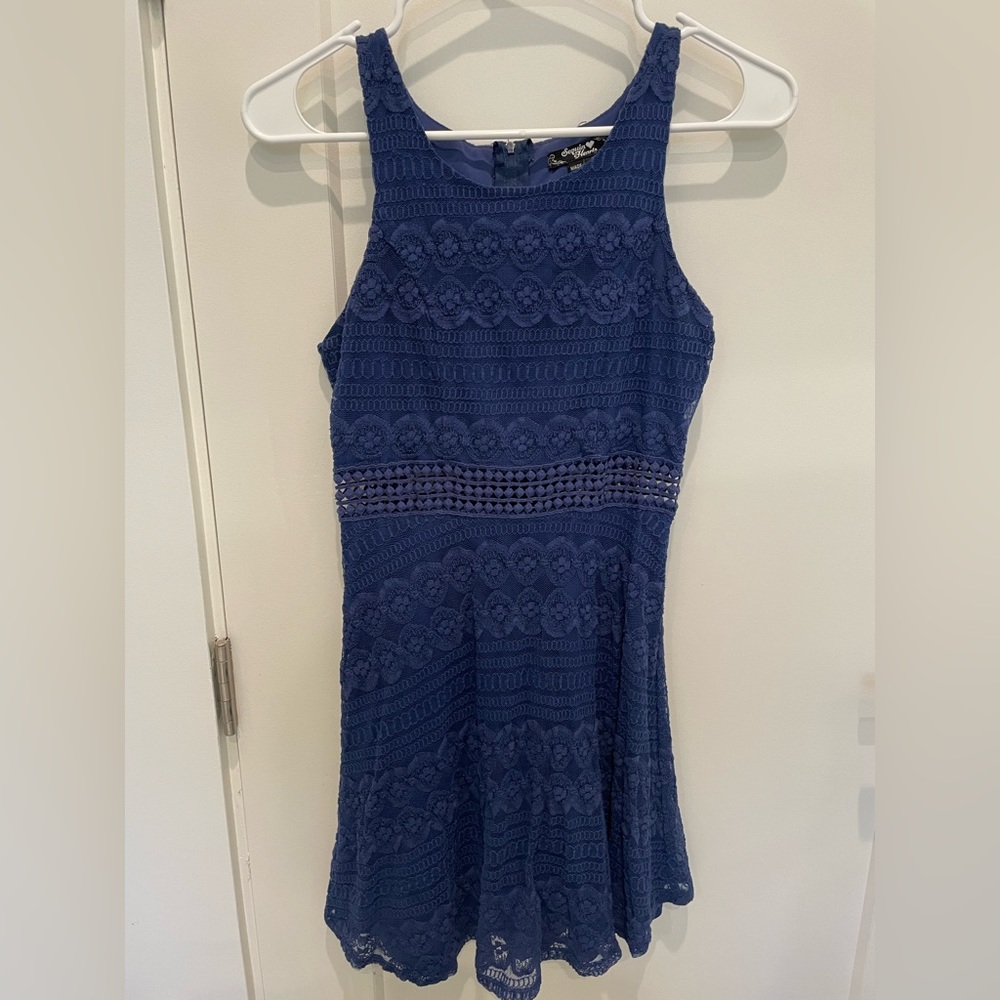 Lace blue dress